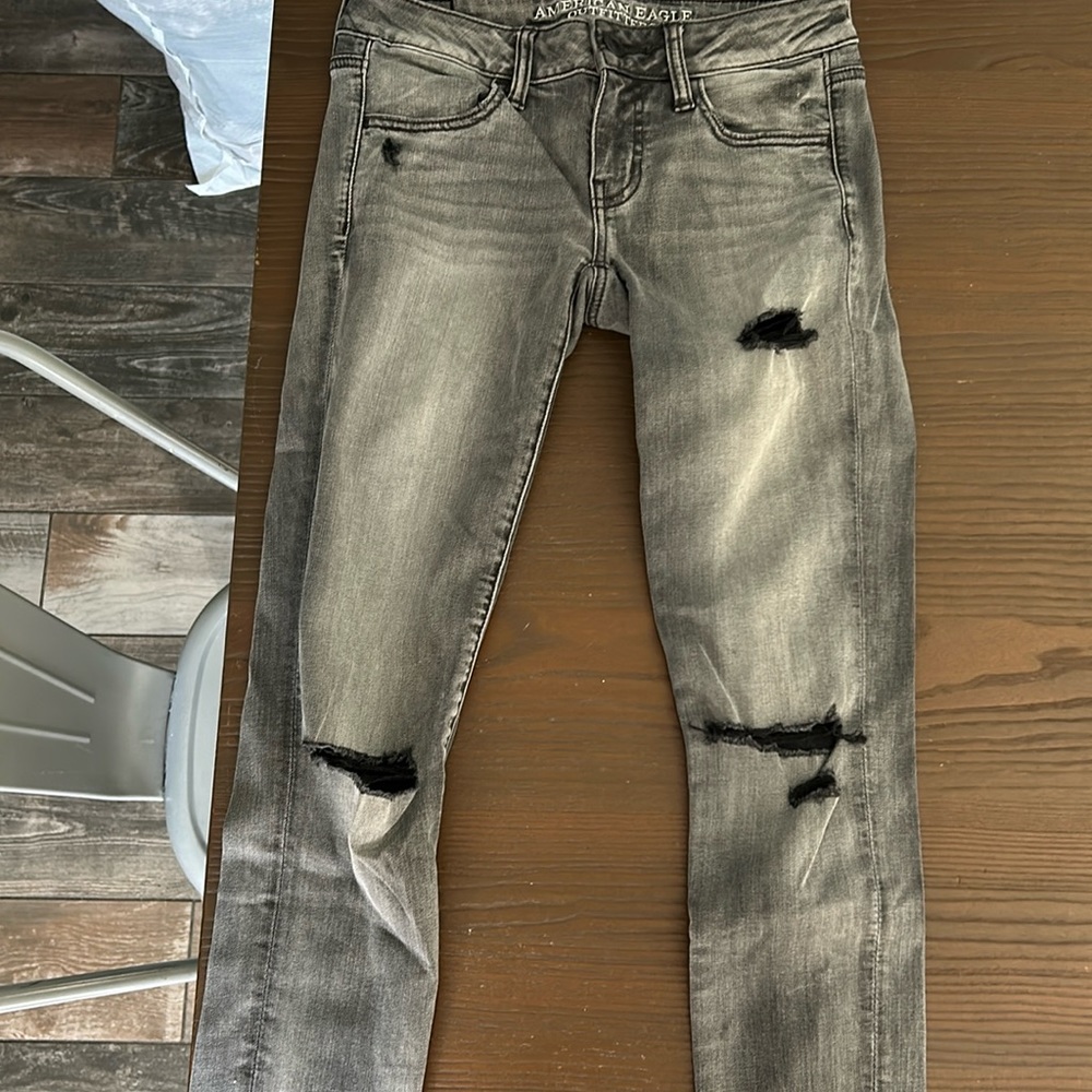 American Eagle super stretch super low jeggings, size 4, regular